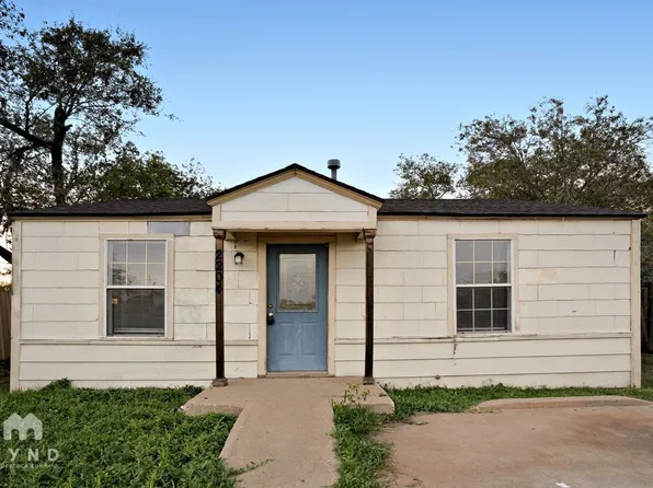 2204 1st St, Lubbock, TX 79415