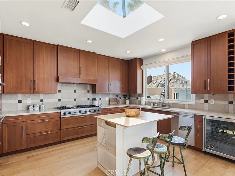 2242 Circle Dr — Photo 6