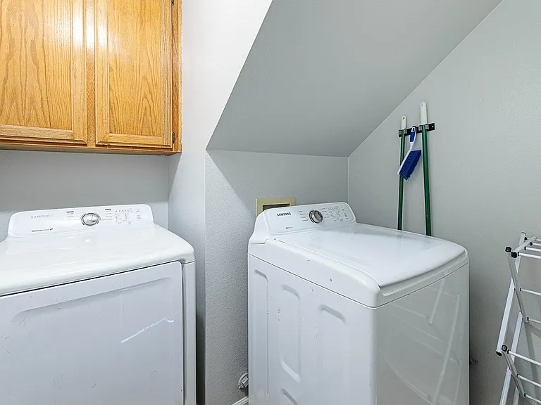 8735 N Cedar Ave #109 — Photo 15