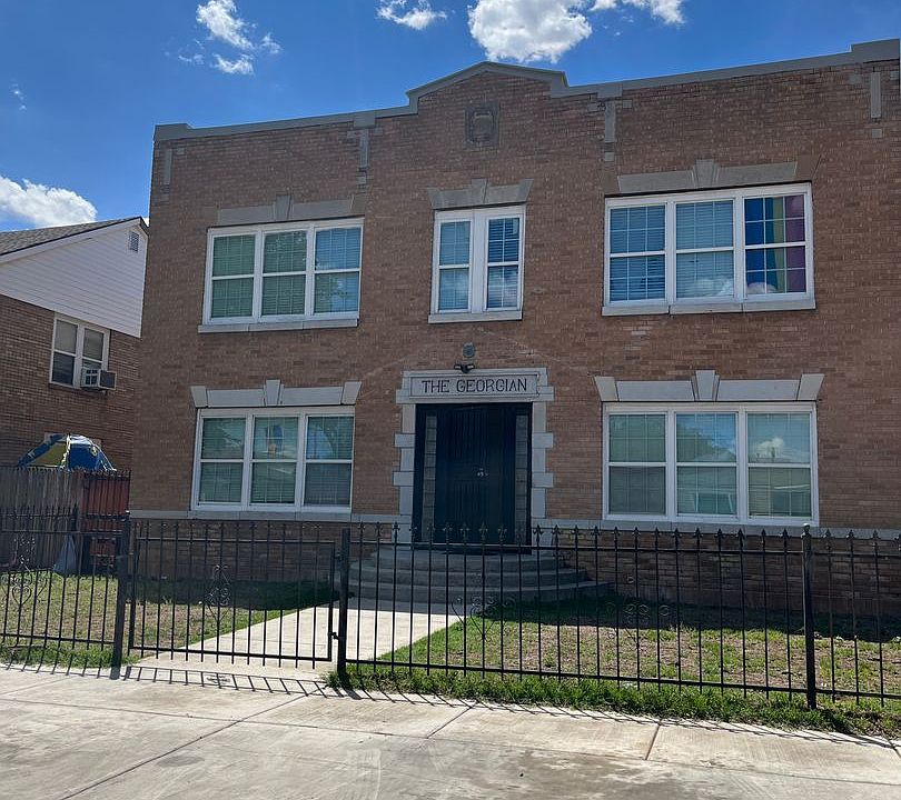 1st image of 2218 S Taylor St #G1