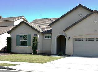 6321 W Prospect Ave, Visalia, CA 93291