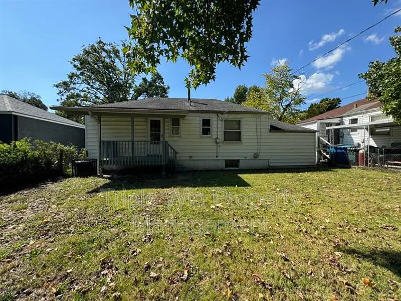 2 bed, 1.0 bath, 792 sqft, $1,250 — Photo 4