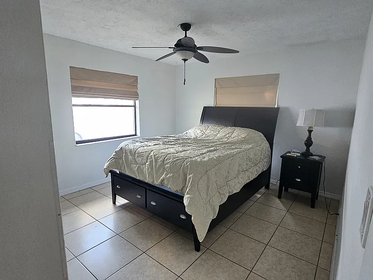 57 SW 15th Ct — Photo 11