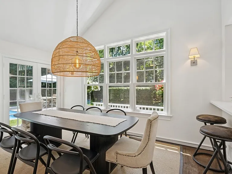 71 Cove Hollow Rd — Photo 4