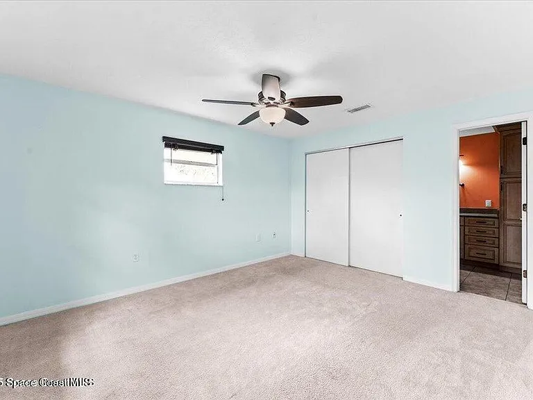 1527 Spruce Rd — Photo 7