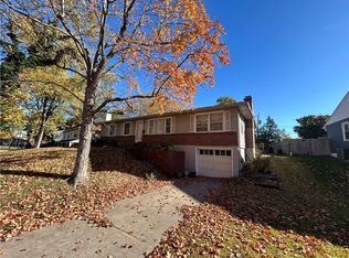 3335 N Chippewa Dr, Kansas City, MO 64116