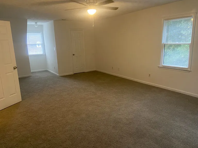 10-12 Sentry Oak Ct — Photo 11