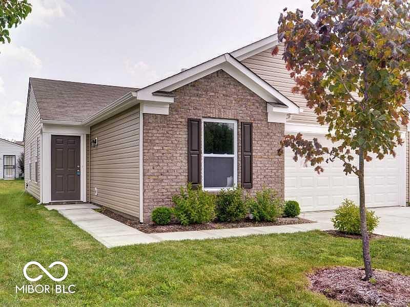 3693 Berkdale Dr, Columbus, IN 47203 | Zillow