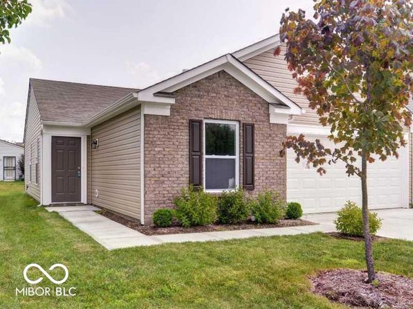 3693 Berkdale Dr, Columbus, IN 47203