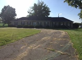 2850 Robinson Rd, Hopkinsville, KY 42240