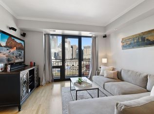500 E Grant St APT 1008, Minneapolis, MN 55404