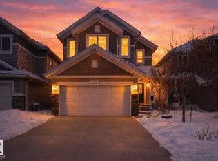 1915 77th St SW, Edmonton, AB T6X 1V9