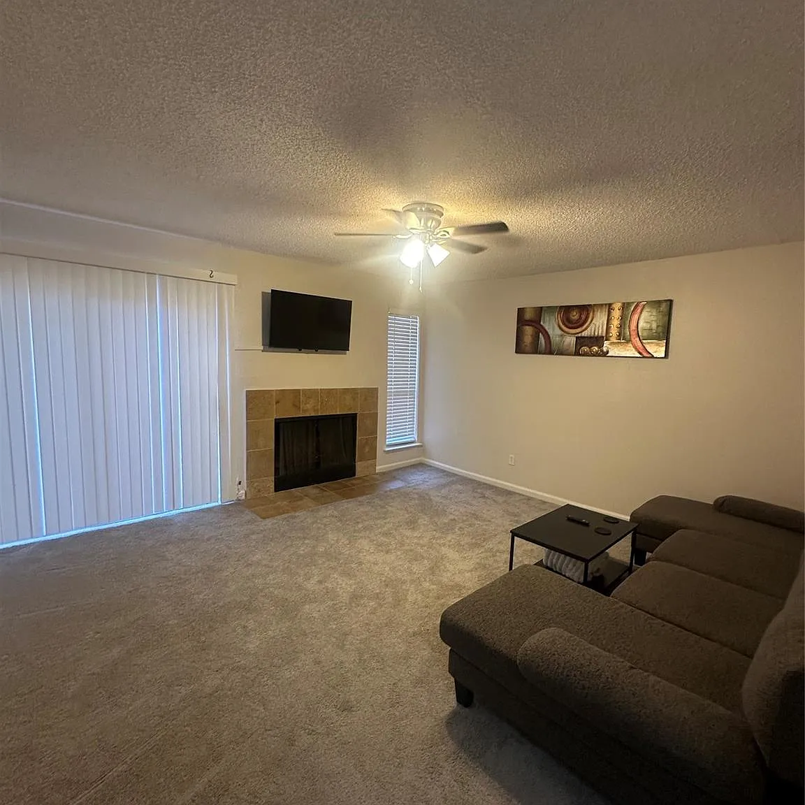1 bed, 1.0 bath, 804 sqft, $1,200 — Photo 4