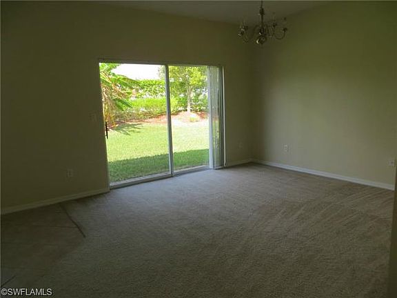 5th image of 10325 Barberry Ln