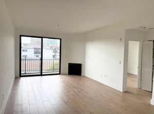 8811 2/2 Burton Way #B-418, Los Angeles, CA 90048