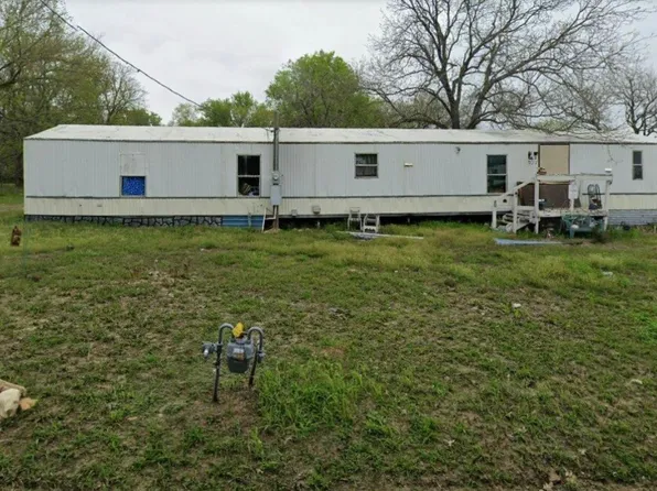 107 Red Bud St, Ravenna, TX 75476