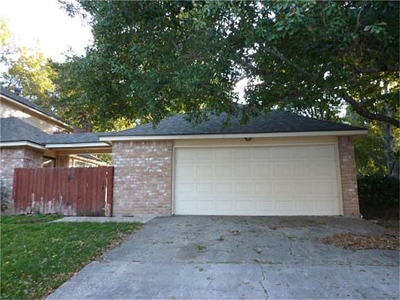 2nd image of 3007 Blue Glen Ln