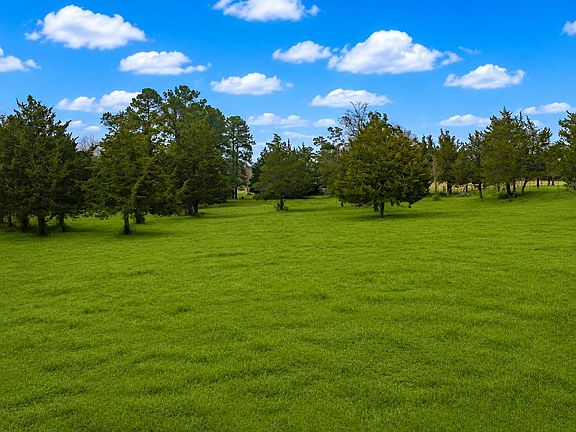 4th image of 24784 Bailey Grove Rd