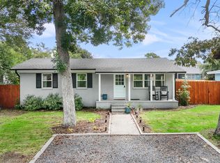 424 Keziah St, Oak Island, NC 28465