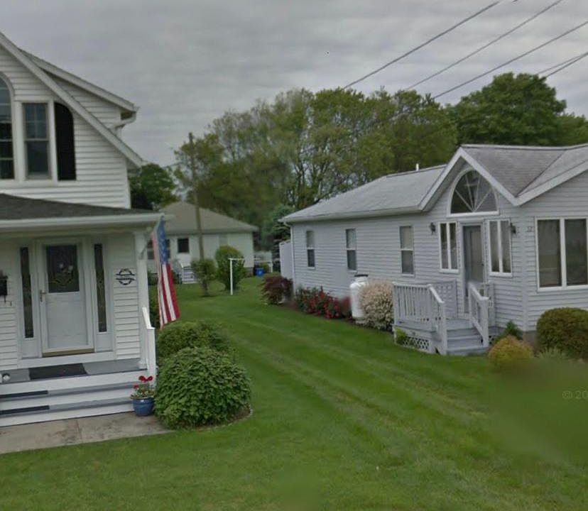 32 Crandall Ave 1/2, Westerly, RI 02891 Zillow