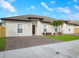 1554 W 26th Ct, Riviera Beach, FL 33404