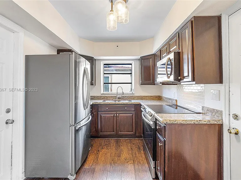 2517 Rodman St #0 — Photo 14