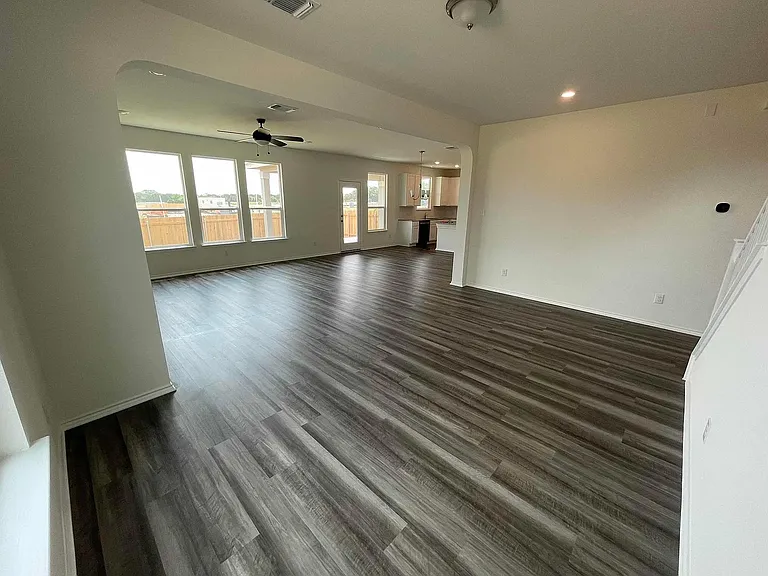 2008 Alexander Oaks Dr — Photo 4