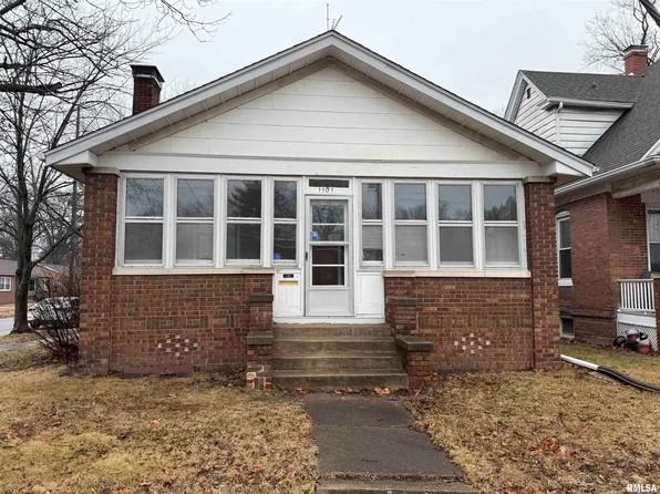 1101 N Walnut St, Springfield, IL 62702