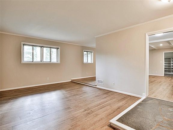 4th image of 2385 Henderson Pines Ct