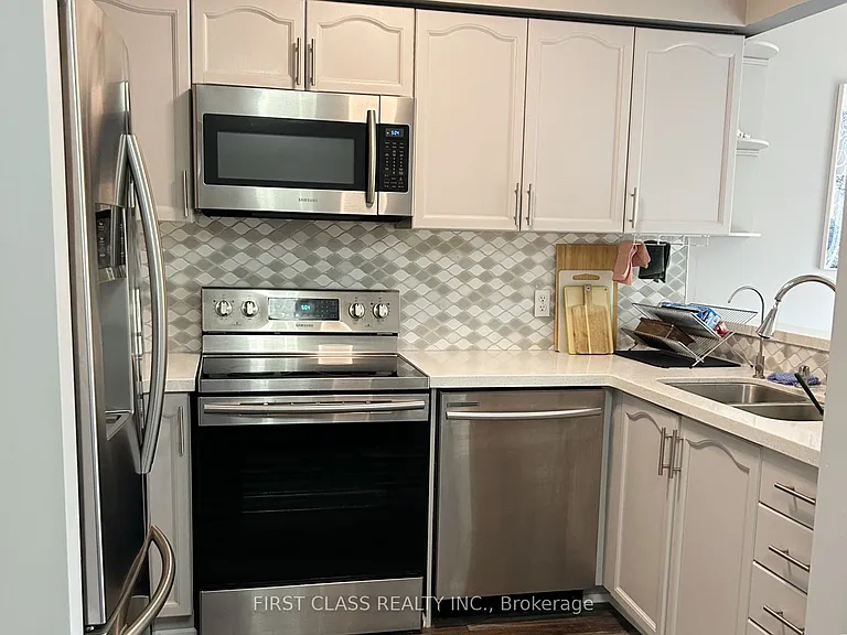 1285 Bristol Rd W #11 — Photo 4
