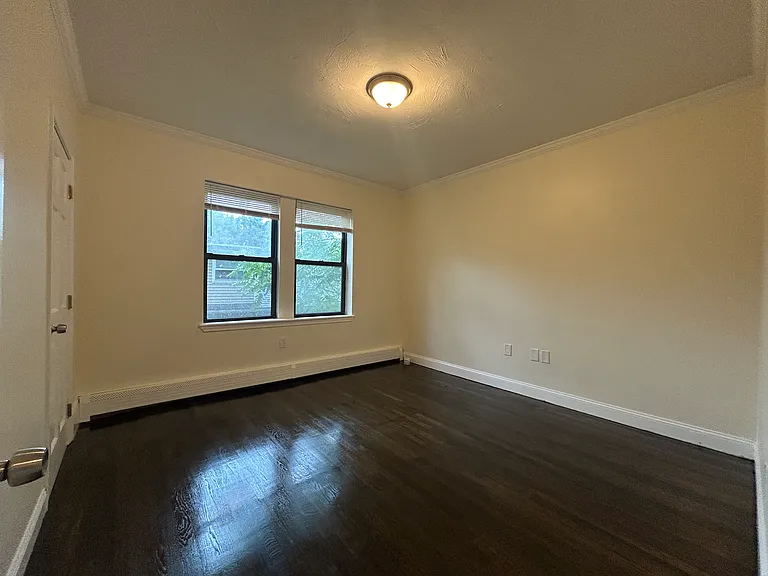 435 Walnut Ave #6 — Photo 8
