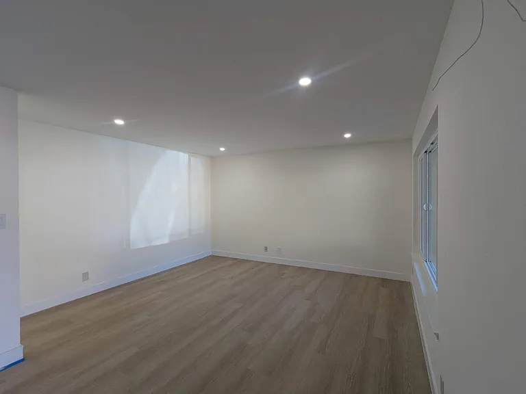 22434 Salem Ave #B — Photo 6