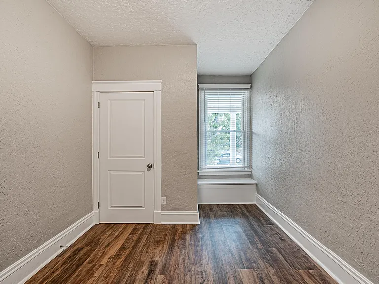 2933 W 28th Ave — Photo 15