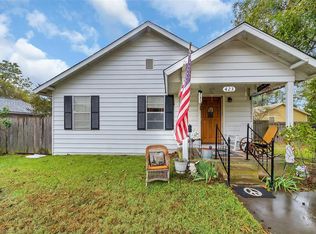 423 W White St, Pilot Point, TX 76258