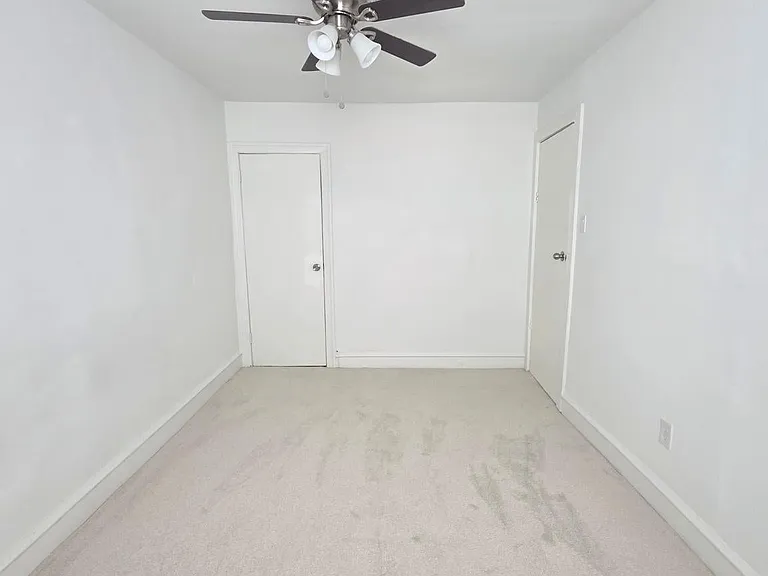 1108 E Stafford St — Photo 25