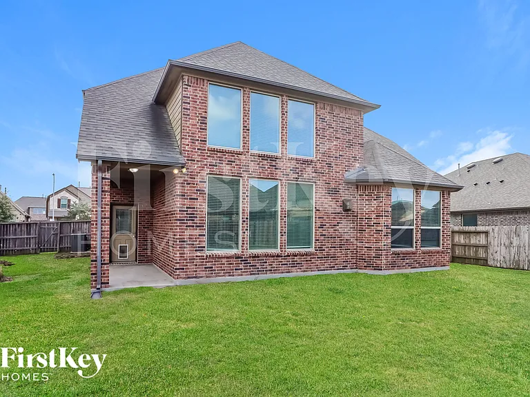 9743 Stratton Ridge Dr — Photo 15