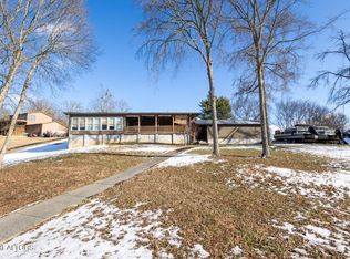 1369 Paradise Ln, Dandridge, TN 37725