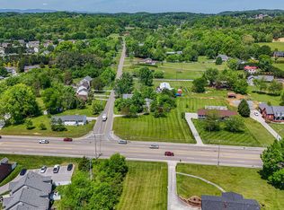 7402 Pelleaux Rd, Knoxville, TN 37938