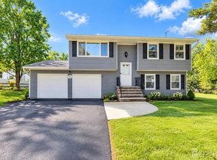 160 Stratton St S, Piscataway, NJ 08854