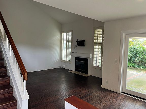 5th image of 4009 Caminito Davila