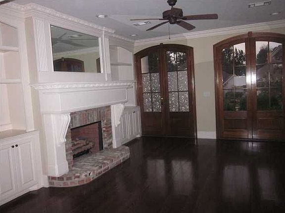 2nd image of 111 Apple Blossom Dr