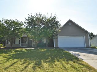 3885 Michaels Creek Way, Loganville, GA 30052