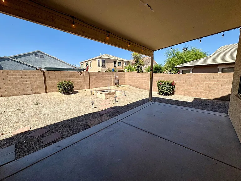 16126 W Meade Ln — Photo 36