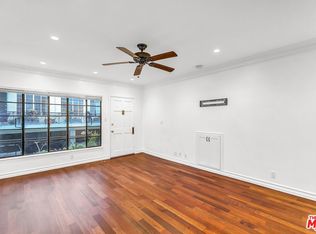 1854 El Cerrito Pl, Los Angeles, CA 90068