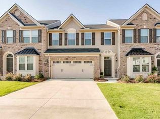 29 Irvington Dr, Greer, SC 29650