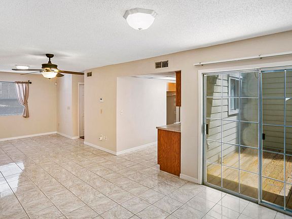 4th image of 2300 Twelve Oaks Dr APT K11