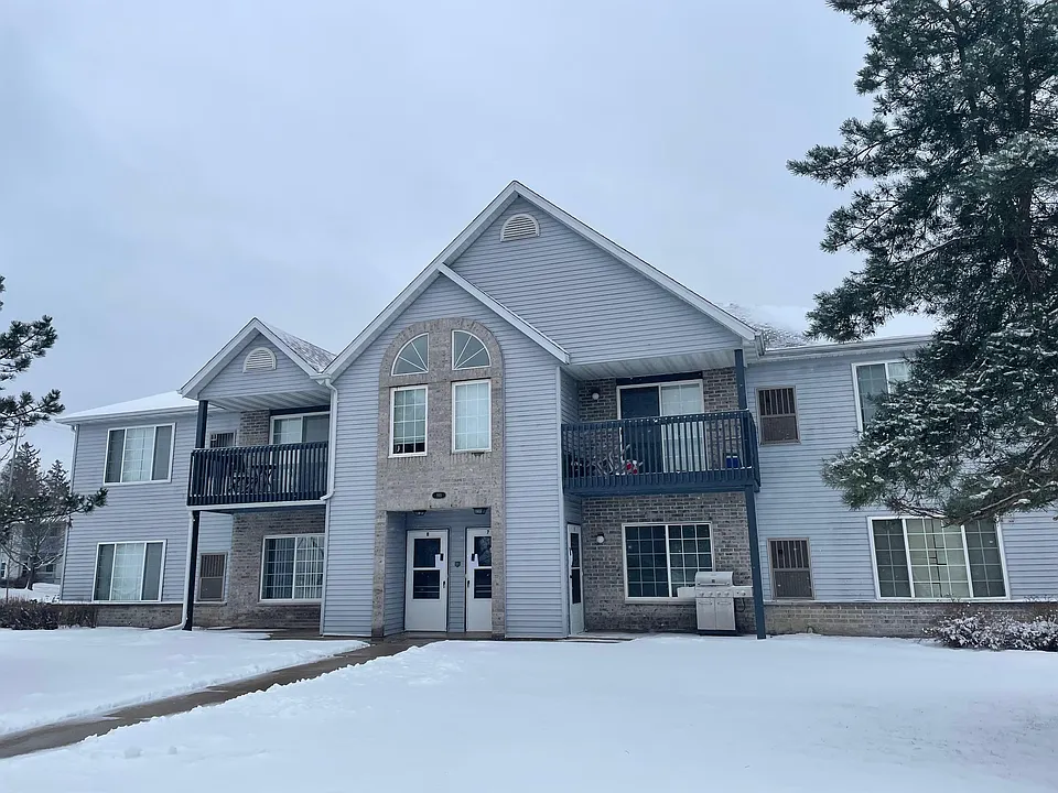 Watertown Fox Creek Apartments