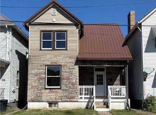 331 8th Ave, New Brighton, PA 15066