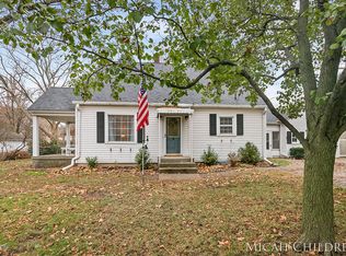 4016 Wilson Ave SW, Grandville, MI 49418