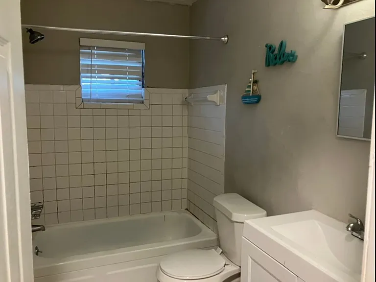 635 W 26th St — Photo 19